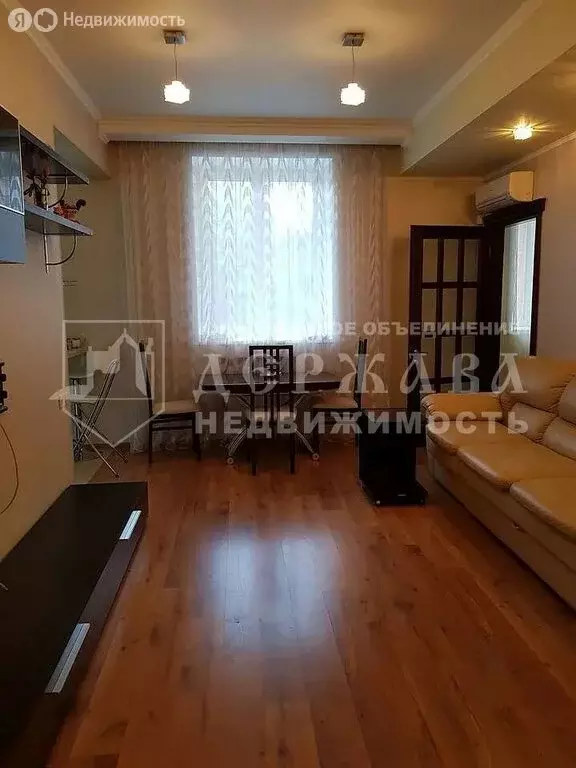 3-комнатная квартира: Кемерово, Весенняя улица, 18 (72.6 м) - Фото 0