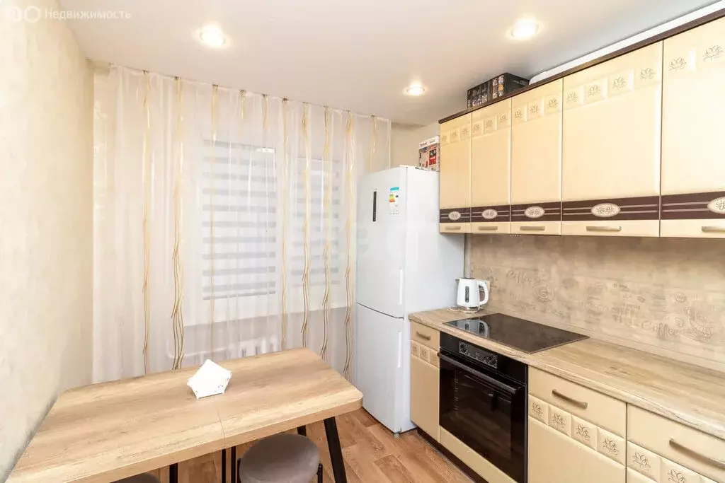 2-комнатная квартира: Тюмень, Заречный проезд, 31 (53 м) - Фото 0