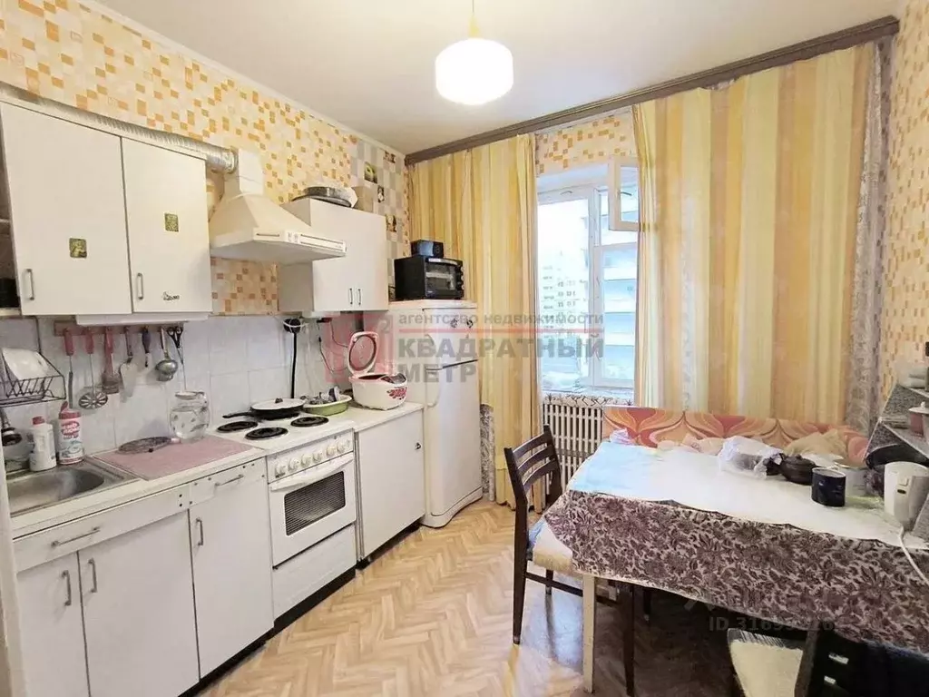 1-к кв. Белгородская область, Старый Оскол Макаренко мкр, 34 (40.0 м) - Фото 1