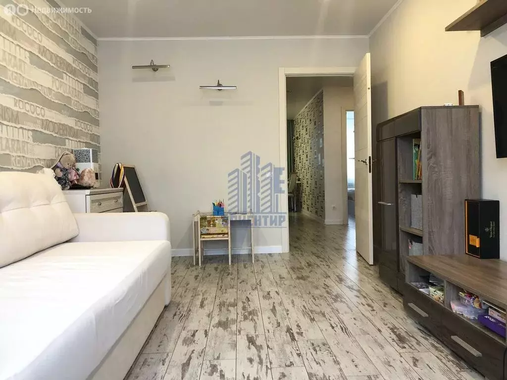 2-комнатная квартира: Новочебоксарск, улица Воинов-Интернационалистов, ... - Фото 1