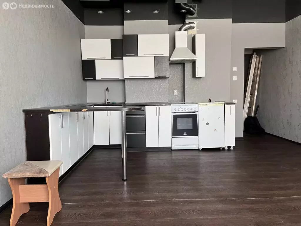 Квартира-студия: Новосибирск, улица Татьяны Снежиной, 43/1 (32.5 м) - Фото 1