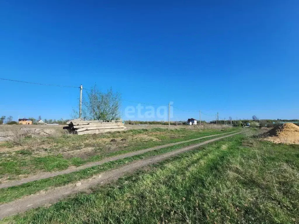 Участок в Липецкая область, Хлевенский район, Конь-Колодезский ... - Фото 0