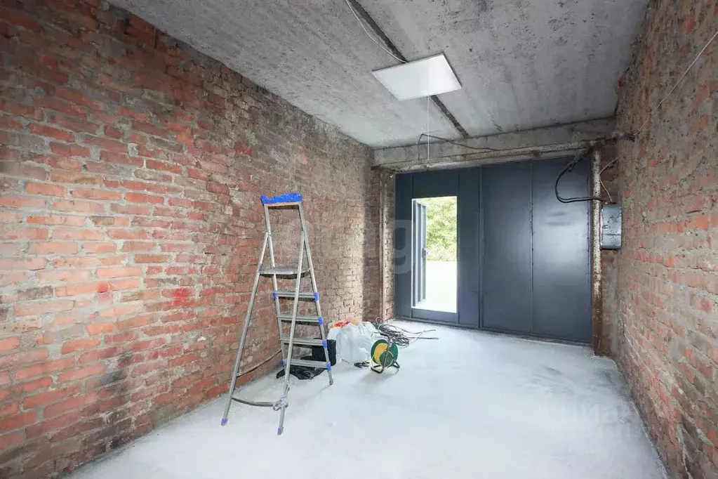 Гараж в Тюменская область, Тюмень ул. Максима Горького, 41а (16 м) - Фото 1