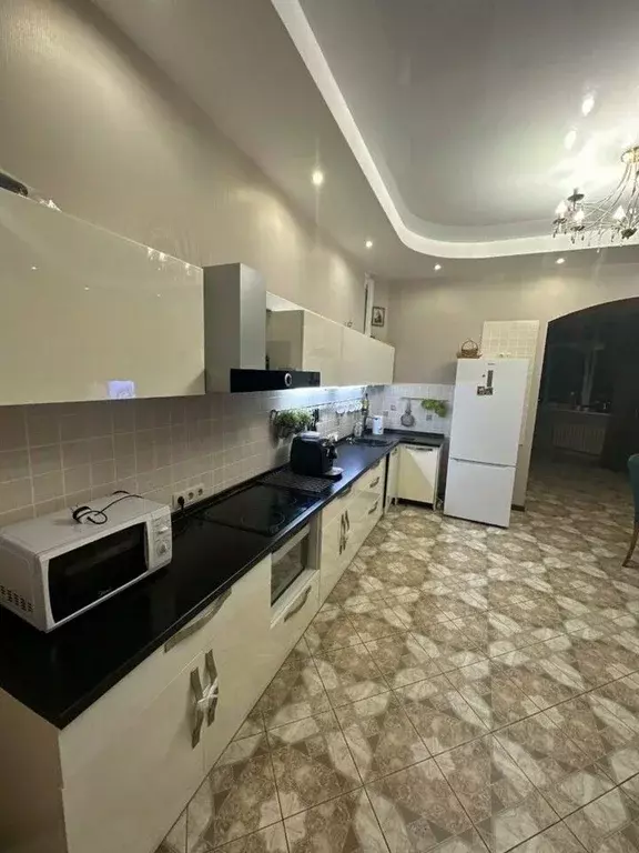 3-к кв. Чувашия, Чебоксары просп. Максима Горького, 26 (105.2 м) - Фото 1