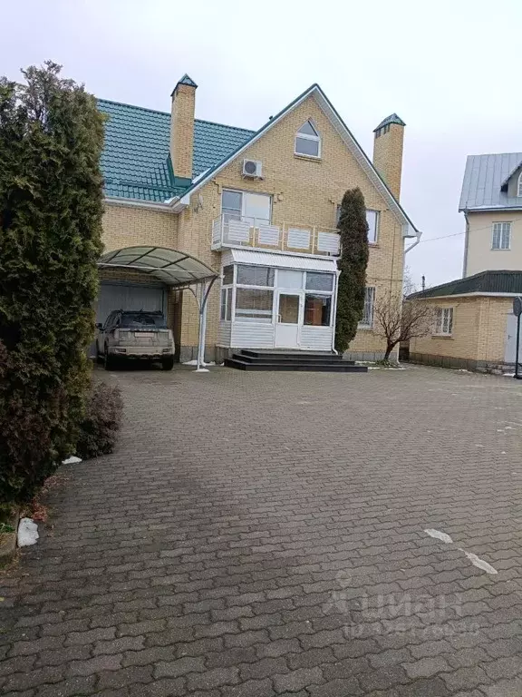 Дом в Ставропольский край, Ставрополь № 10 мкр, ул. Маков, 18 (222 м) - Фото 1