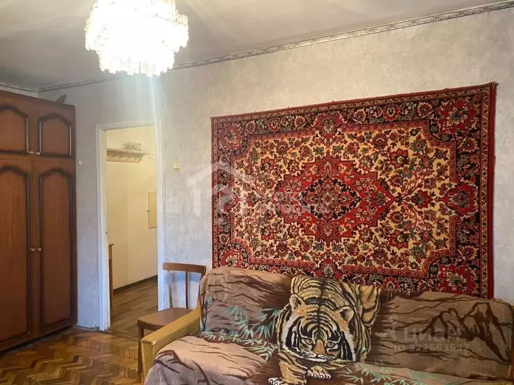 2-к кв. Санкт-Петербург, Санкт-Петербург, Петергоф Санкт-Петербургский ... - Фото 1