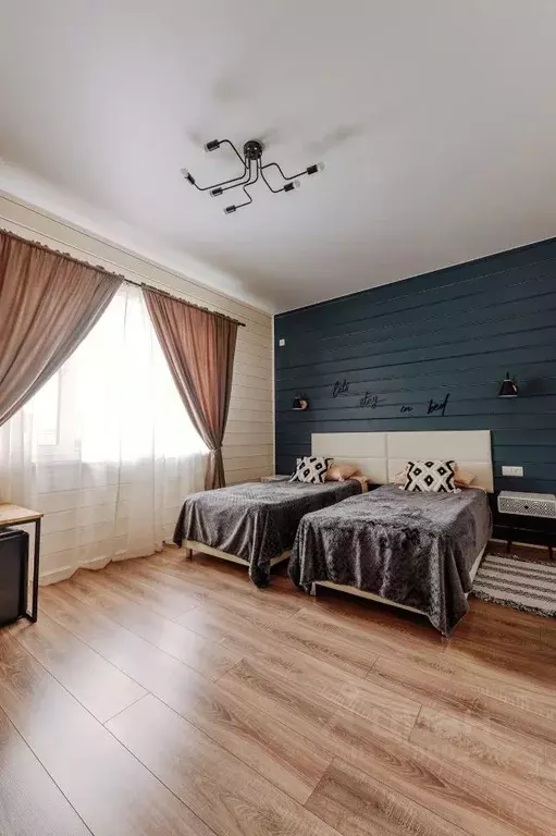 Комната Новгородская область, Великий Новгород ул. Георгиевская, 1Б ... - Фото 1