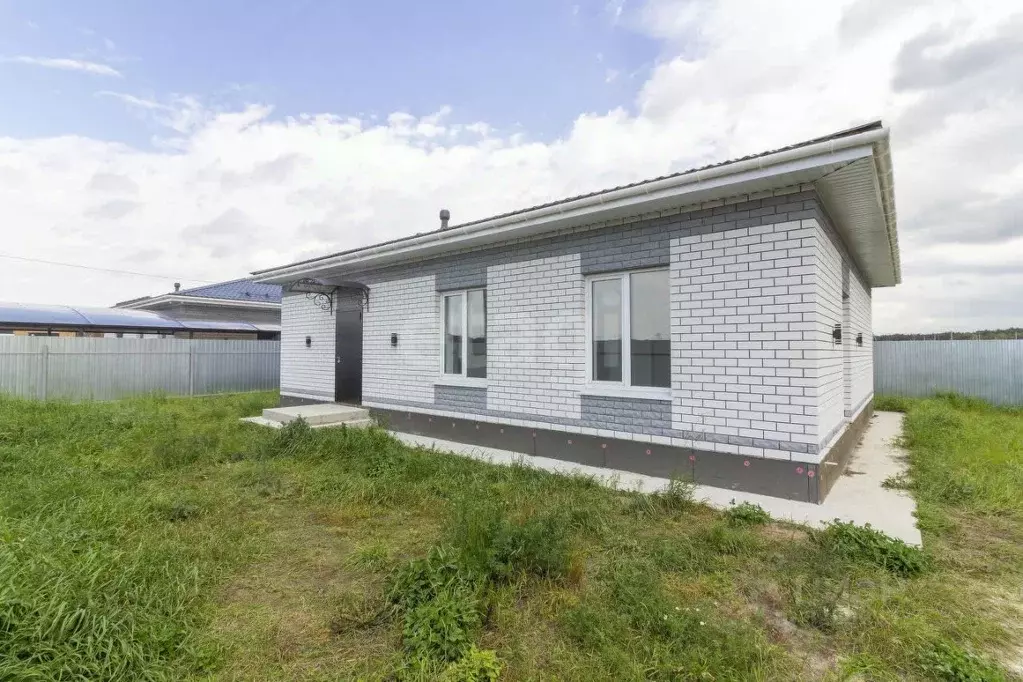 Дом в Тюменская область, Тюменский муниципальный округ, д. Падерина ... - Фото 1