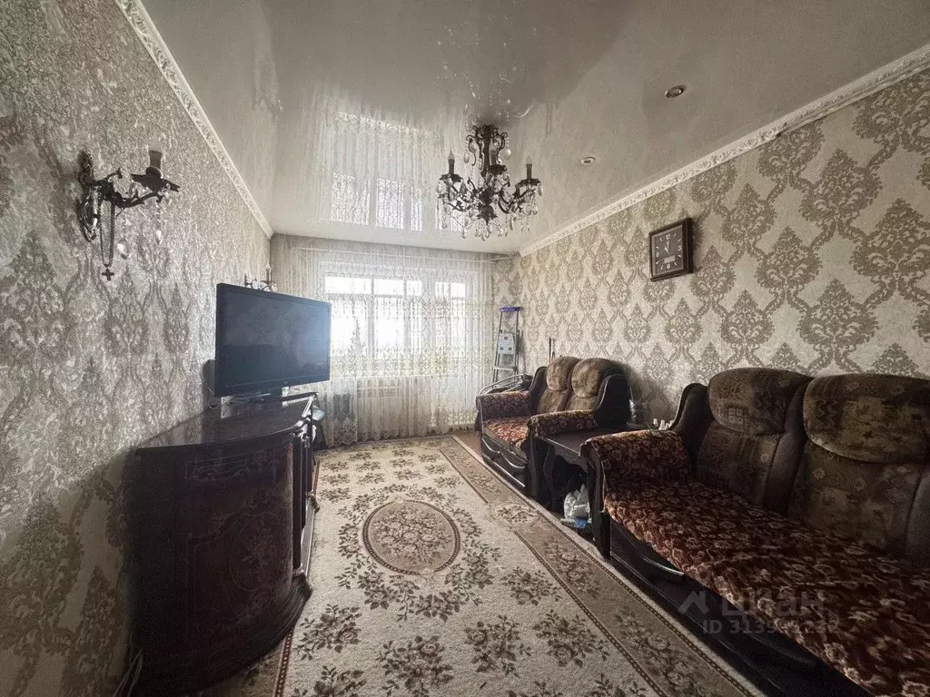 3-к кв. Оренбургская область, Орск Новый город мкр, ул. ... - Фото 0