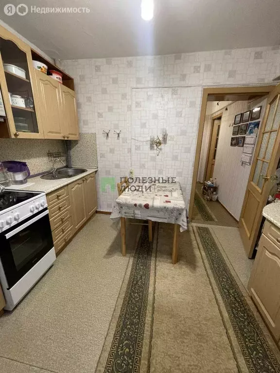 3-комнатная квартира: 5-й микрорайон, 55 (70 м) - Фото 1