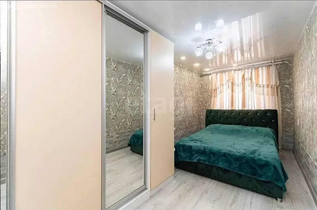 2-комнатная квартира: Тюмень, улица Котовского, 10 (44.9 м) - Фото 1