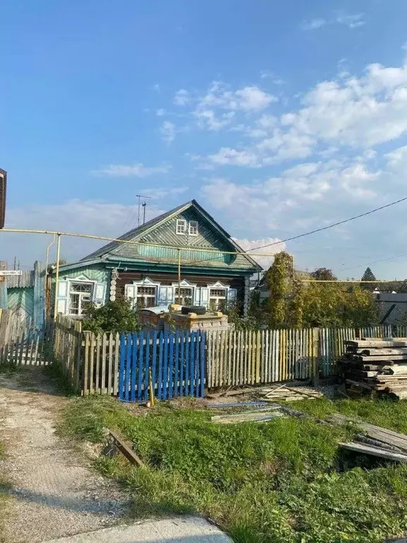 Дом в Свердловская область, Среднеуральск ул. Чкалова, 61 (51 м) - Фото 0