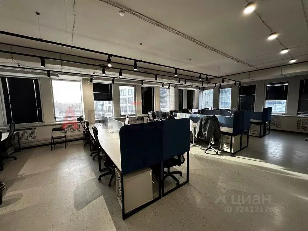 Офис в Татарстан, Казань Спартаковская ул., 12 (2000 м) - Фото 2