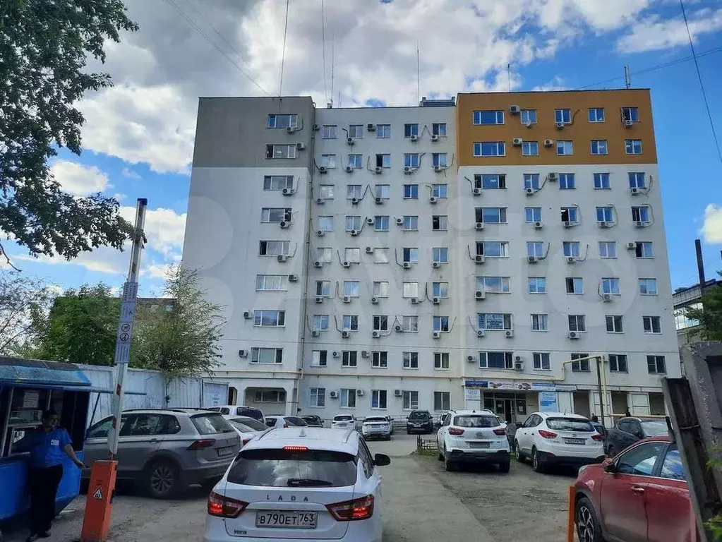 Продам торговое помещение, 114 м - Фото 1
