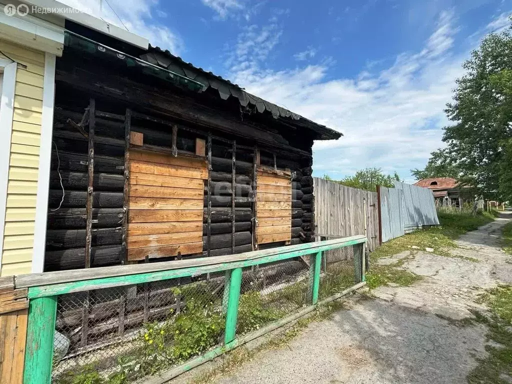 Участок в Ирбит, улица Ленина (6.7 м) - Фото 0