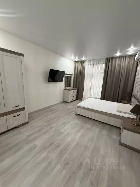 1-к кв. Крым, Симферополь ул. Фрунзе, 41А (67.0 м) - Фото 1