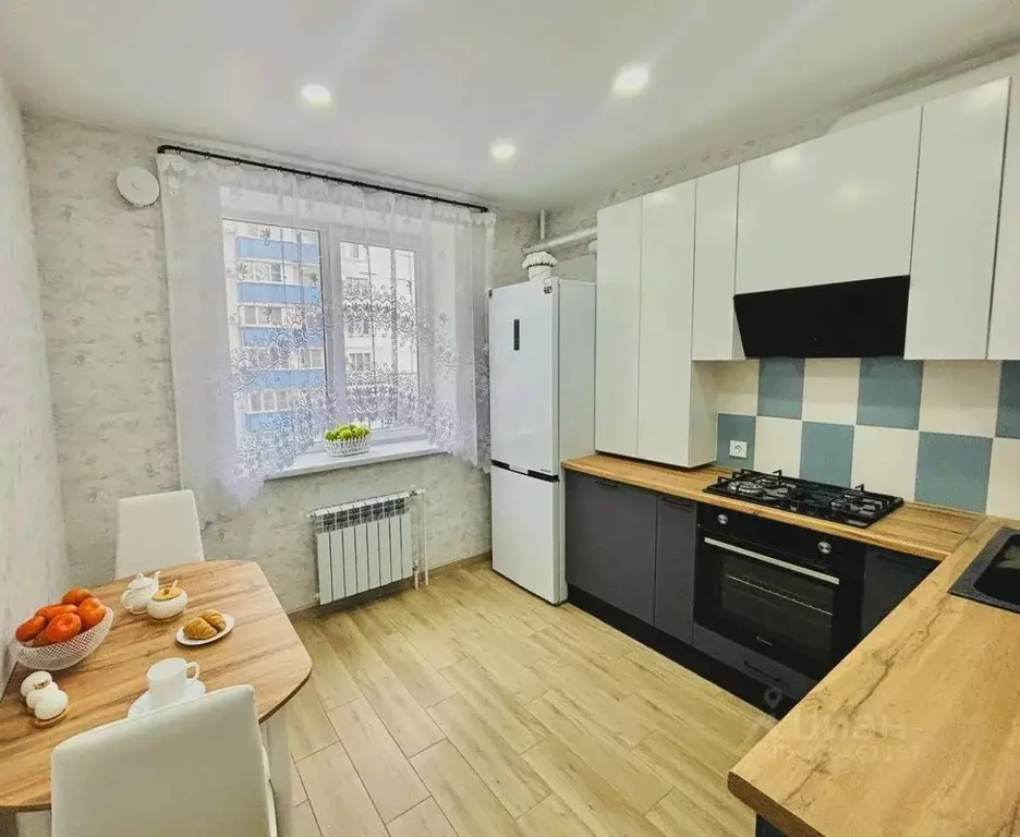 1-к кв. Волгоградская область, Волжский 38-й мкр, ул. С.Р. Медведева, ... - Фото 1