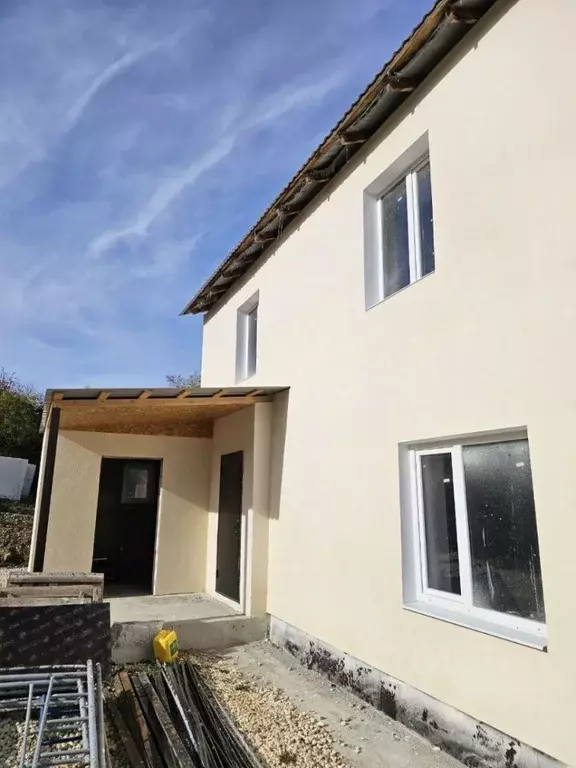 Дом в Крым, Симферопольский район, Добровское с/пос, Лозовое-3 массив, ... - Фото 0