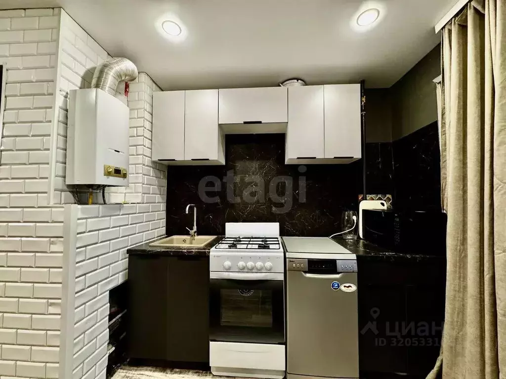 2-к кв. Татарстан, Лаишевский район, с. Сокуры Молодежная ул., 16 ... - Фото 1