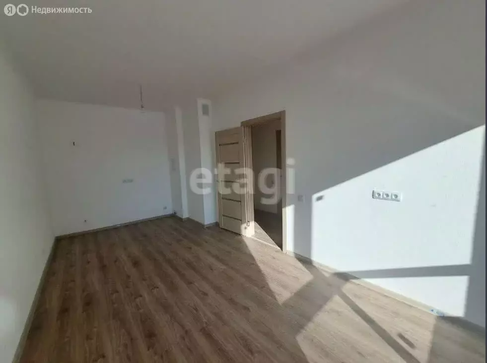 2-комнатная квартира: Ярославль, улица Комкора Хрипина, 3 (51.6 м) - Фото 0