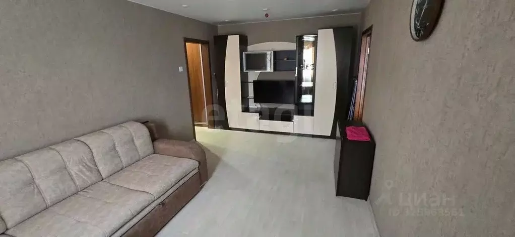 3-к кв. Ямало-Ненецкий АО, Новый Уренгой 2-й мкр, ул. ... - Фото 1