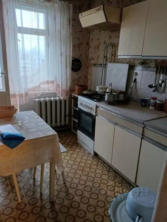 2-к кв. Псковская область, Псков Западная ул., 13 (52.7 м) - Фото 0