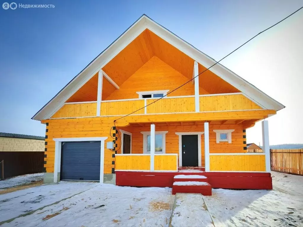 Дом в Урик, Сельская улица (180 м) - Фото 1