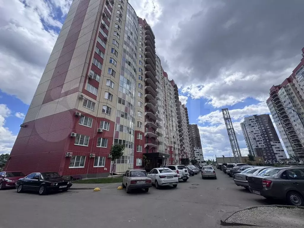 2-к. квартира, 60 м, 15/17 эт. - Фото 0
