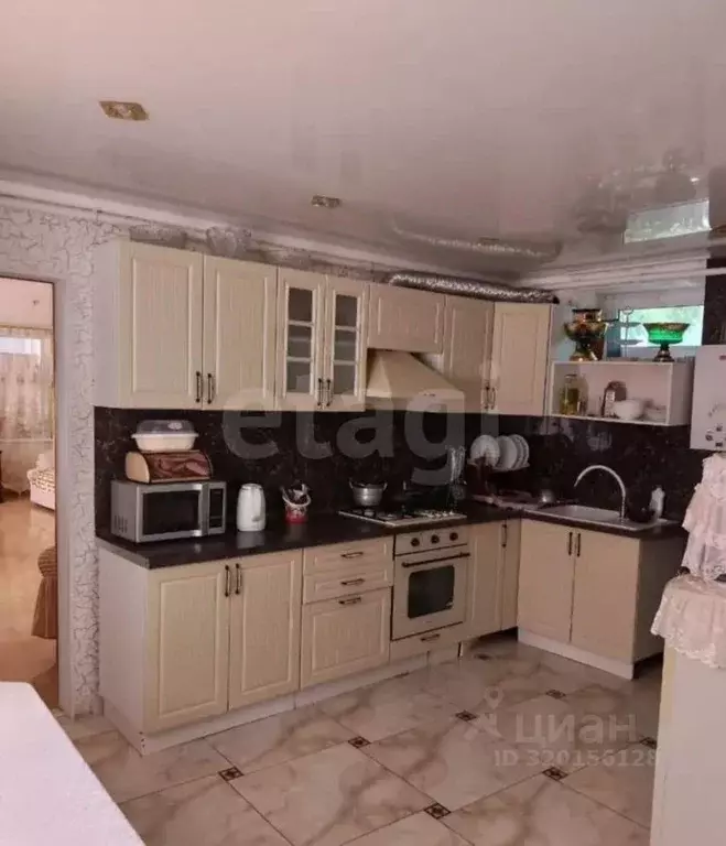 Дом в Ростовская область, Ростов-на-Дону Петрозаводская ул. (100 м) - Фото 1