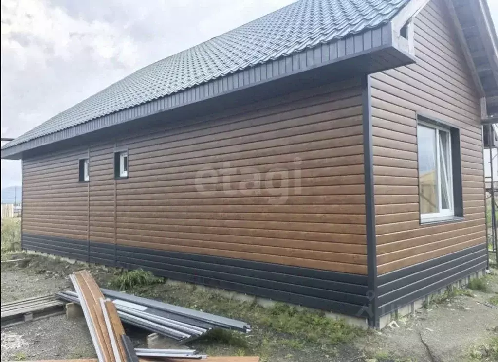 Дом в Сахалинская область, Южно-Сахалинск городской округ, с. ... - Фото 1