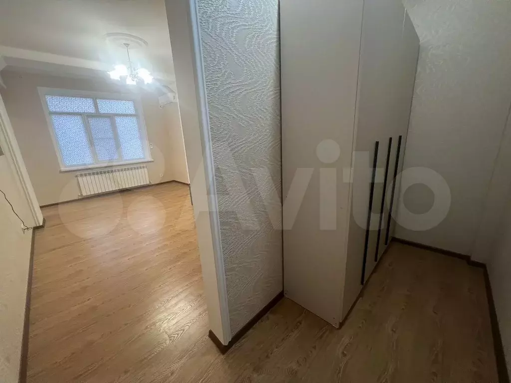 1-к. квартира, 40 м, 7/10 эт. - Фото 0