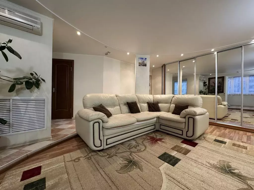 3-к кв. Кировская область, Киров ул. Чернышевского, 45 (77.4 м) - Фото 1