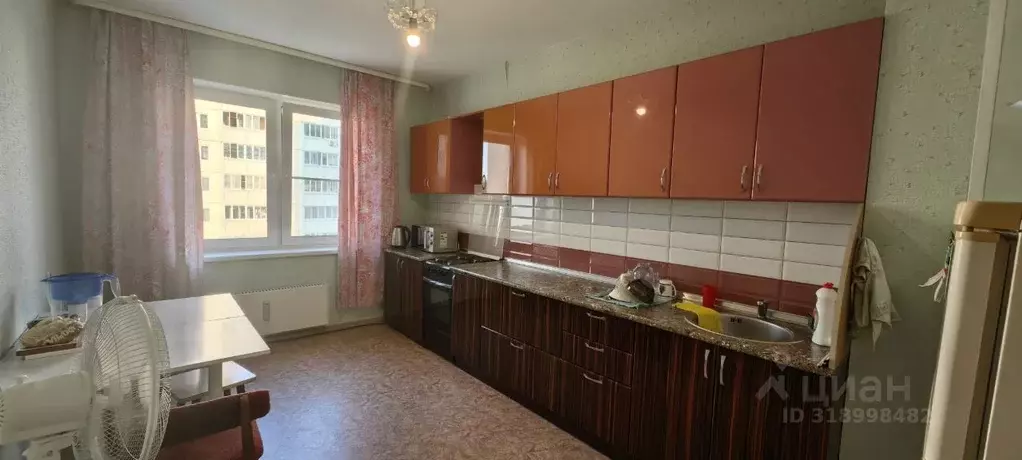 3-к кв. Омская область, Омск ул. Стороженко, 25к1 (69.8 м) - Фото 0