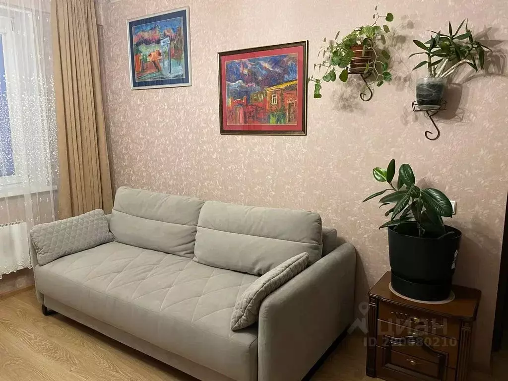 3-к кв. Челябинская область, Челябинск ул. Гагарина, 66 (72.0 м) - Фото 1