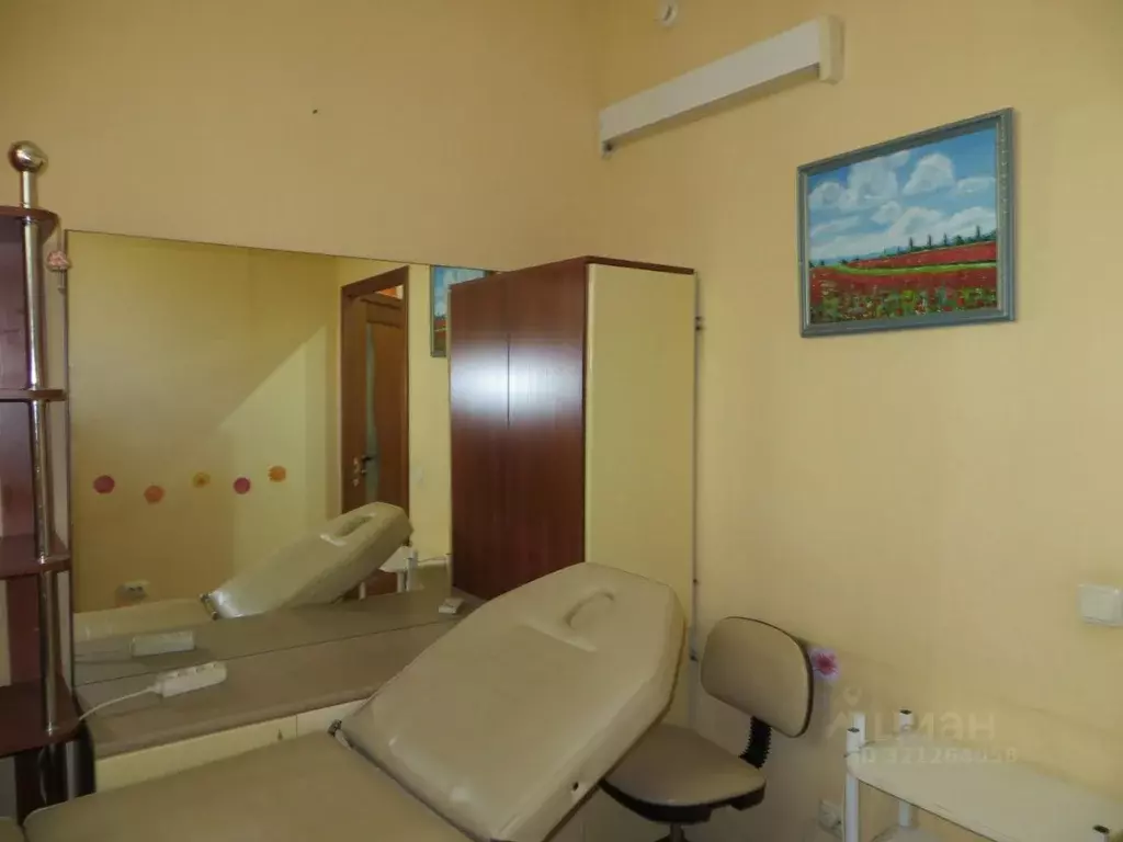 Помещение свободного назначения в Краснодарский край, Ейск Красная ул. ... - Фото 2