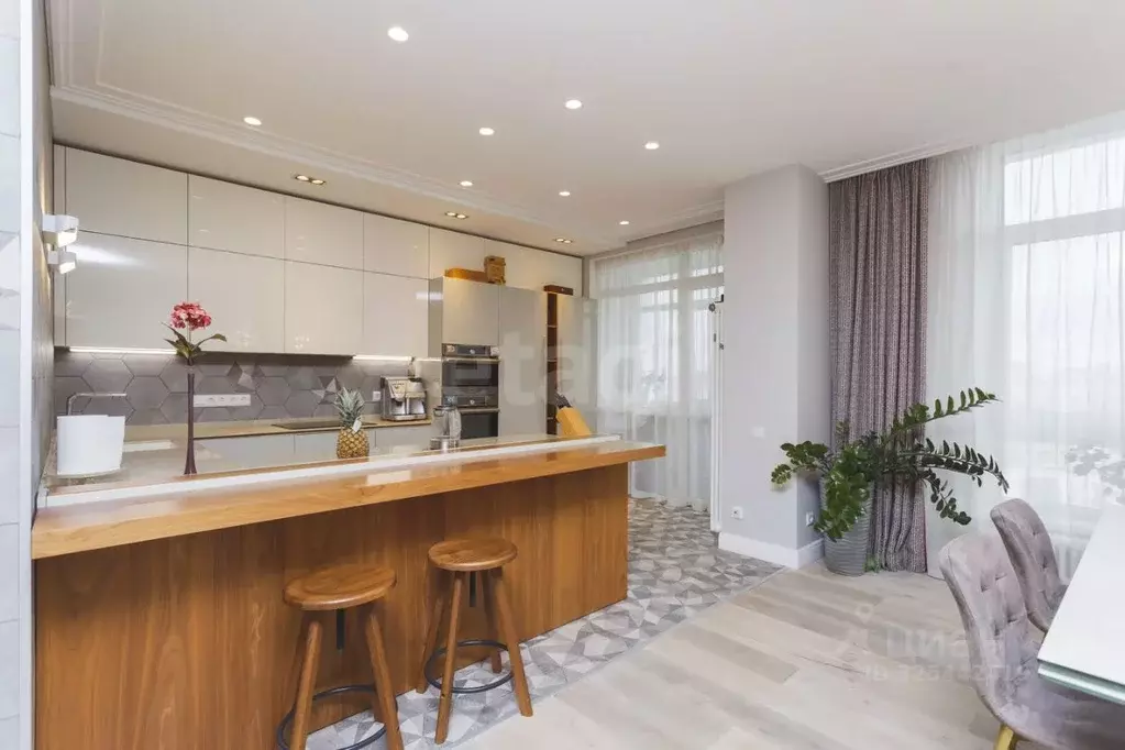 4-к кв. Башкортостан, Уфа Коммунистическая ул., 78 (150.8 м) - Фото 2