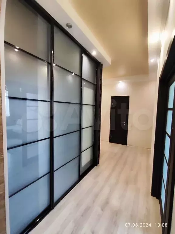 3-к. квартира, 90 м, 5/9 эт. - Фото 1