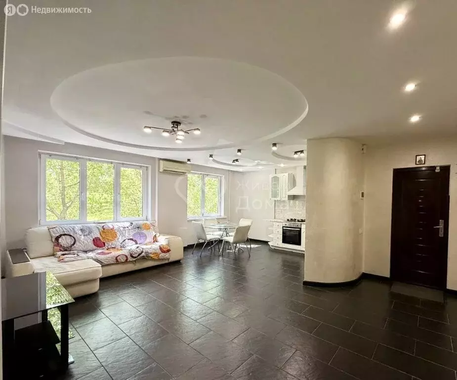 3-комнатная квартира: Волгоград, улица Космонавтов, 17 (70 м) - Фото 0