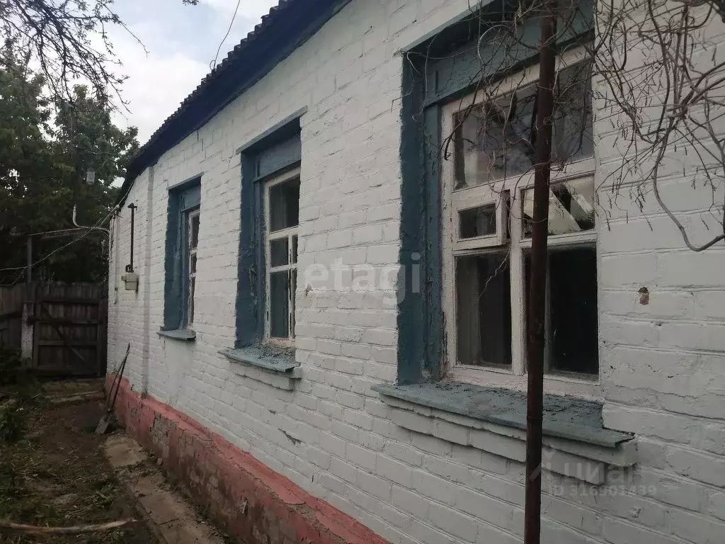 Дом в Белгородская область, Валуйки Советская ул., 43 (48 м) - Фото 0
