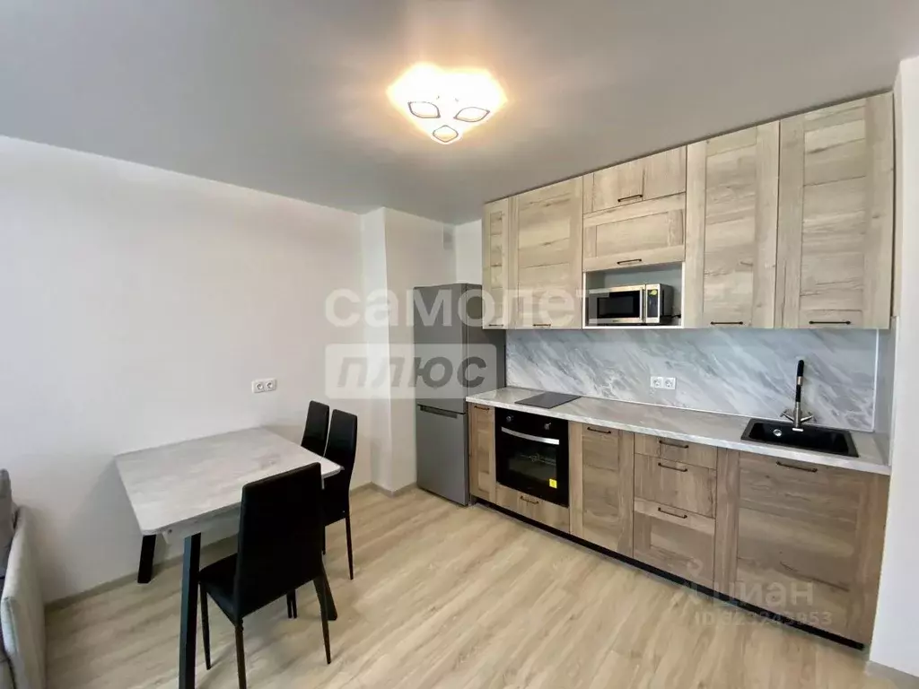 2-к кв. Курская область, Курск просп. Надежды Плевицкой, 4 (40.0 м) - Фото 2