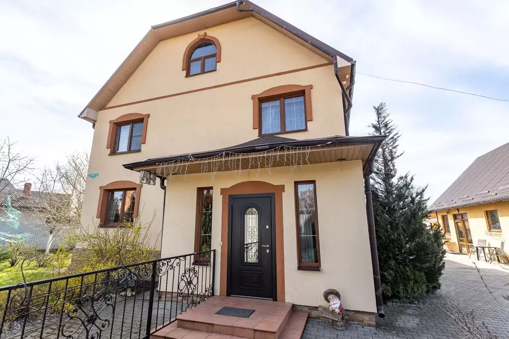 Дом в Калининградская область, Черняховск  (260 м) - Фото 2