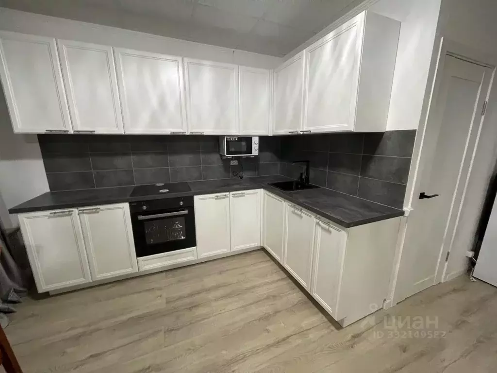 3-к кв. Москва Северное Чертаново мкр, 6к603 (100.0 м) - Фото 1