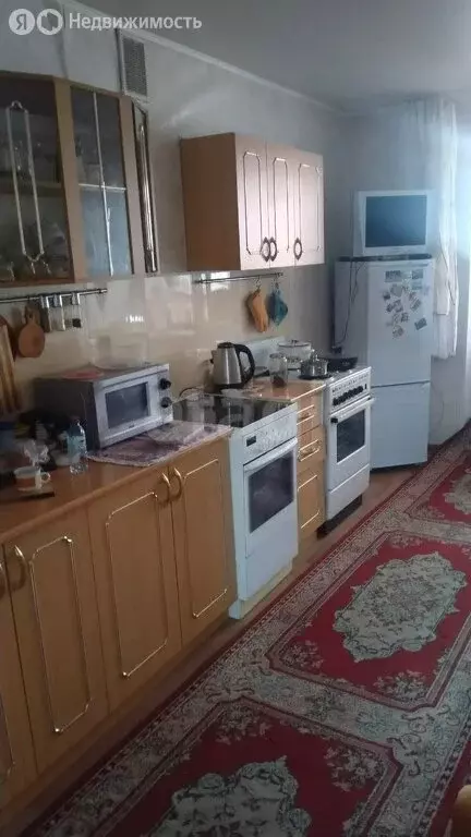 1-комнатная квартира: Тюмень, улица 30 лет Победы, 142 (45 м) - Фото 2