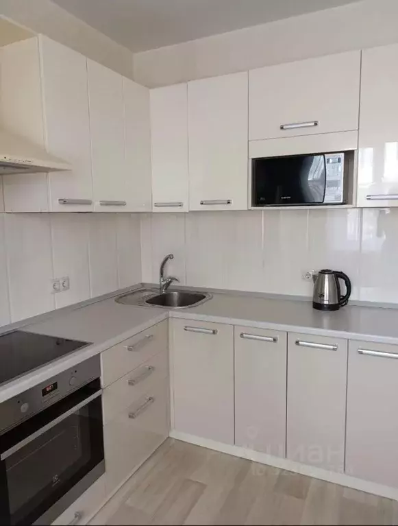 2-к кв. Новосибирская область, Новосибирск ул. Дуси Ковальчук, 250 ... - Фото 1