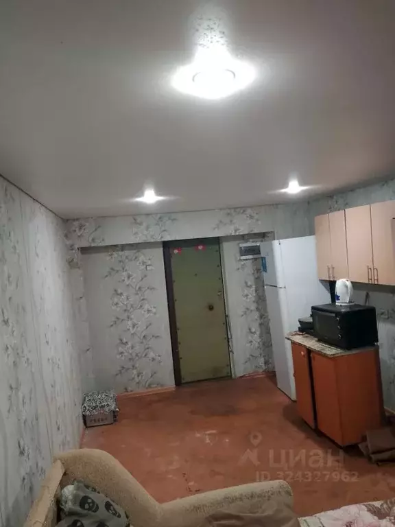 Комната Омская область, Омск Городок Нефтяников мкр, ул. ... - Фото 2