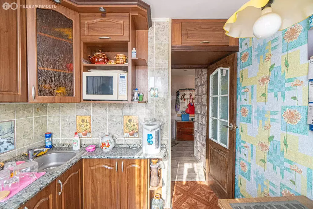 3-комнатная квартира: Севастополь, улица Павла Корчагина, 10 (51.1 м) - Фото 1