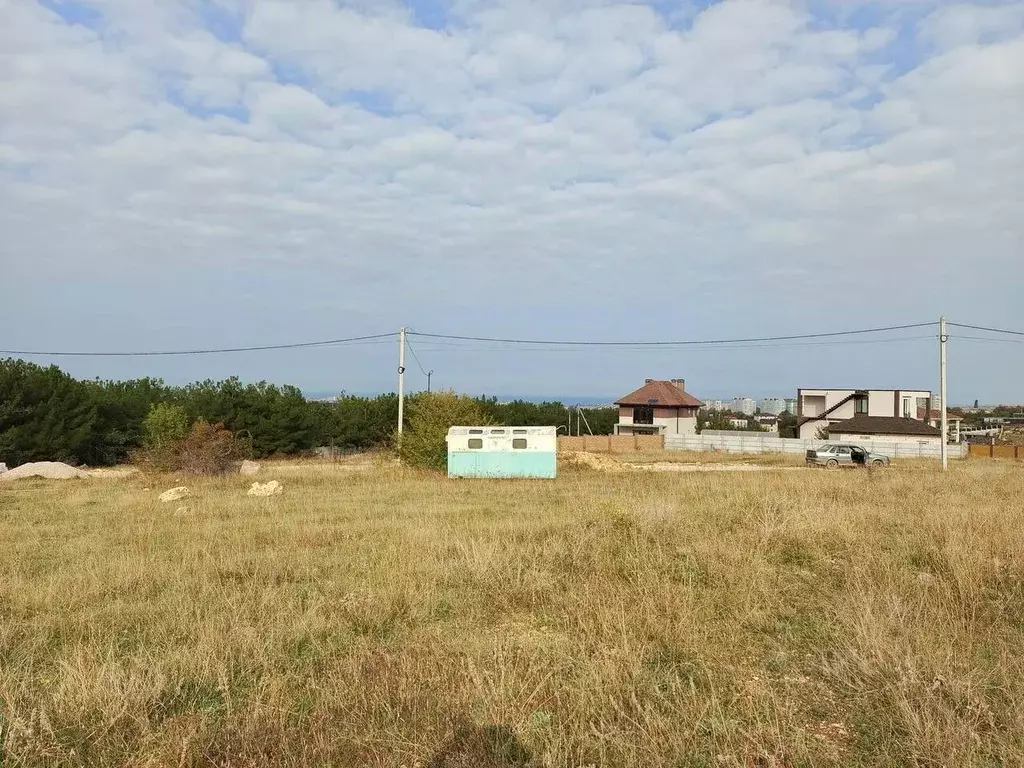 Участок в Севастополь ул. Петра Рогачева, 25 (5.0 сот.) - Фото 1
