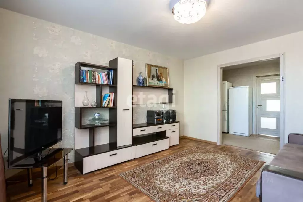 4-к кв. Свердловская область, Екатеринбург ул. Металлургов, 44А (75.7 ... - Фото 1