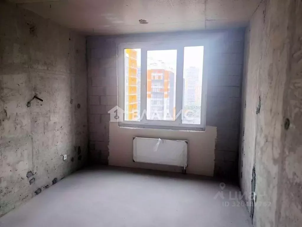 3-к кв. Санкт-Петербург пос. Шушары, ул. Окуловская, 13 (70.0 м) - Фото 1