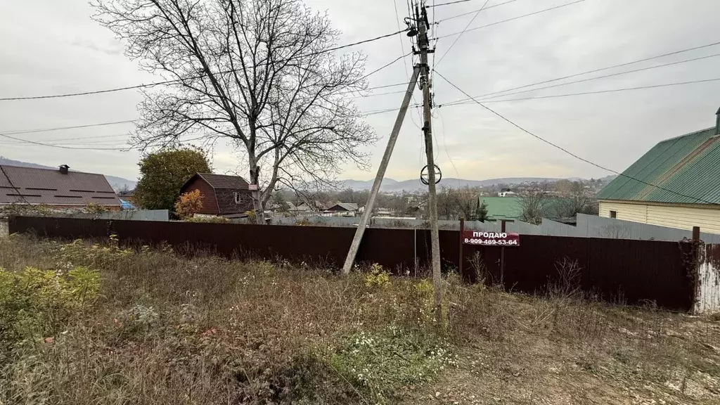 Участок в Адыгея, Майкопский район, пос. Каменномостский ул. ... - Фото 1